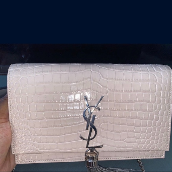 Saint Laurent Kate Tassel Crossbody - Picture 2 of 7